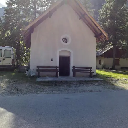 Les Ecrins Apartment *